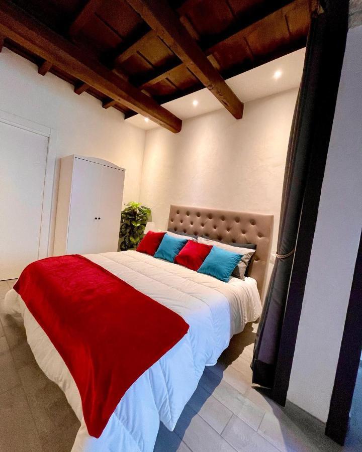 Roberto'S Apartment. Firenze Piazza Santa Croce. エクステリア 写真